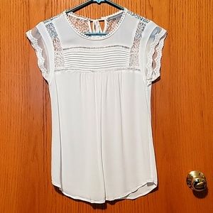 DANIEL RAINN Becru Lace Detail Blouse